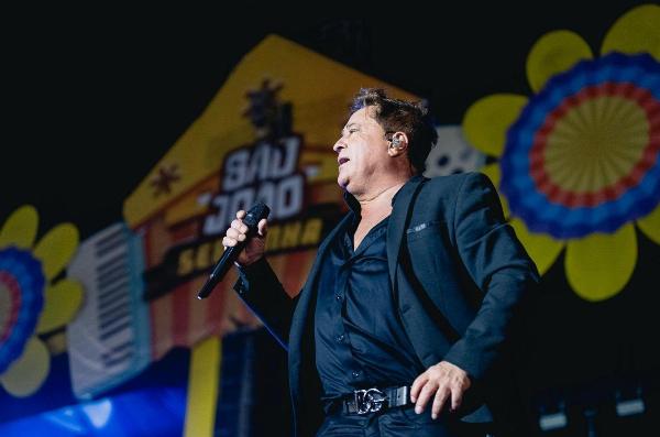 Leonardo celebra participação no São João de Serrinha e agradece carinho do público
